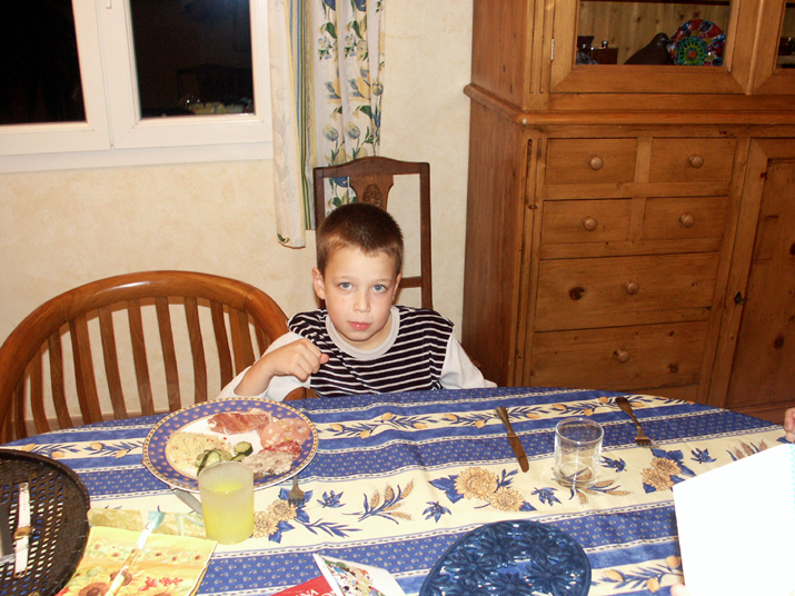 2004-10 7ans-nous 000.jpg - DCF 1.0